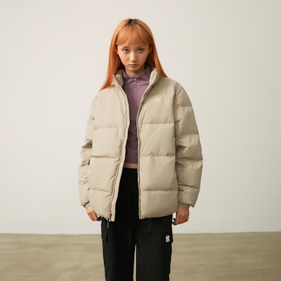 New Balance Puffer Jacket Khaki Unisex - Classic Logo, Lightweight, Warm Casual Wear AMJ44302-SOT Sizing New Balance Puffer Jacket Khaki Unisex - Classic Logo, Lightweight, Warm Casual Wear AMJ44302-SOT