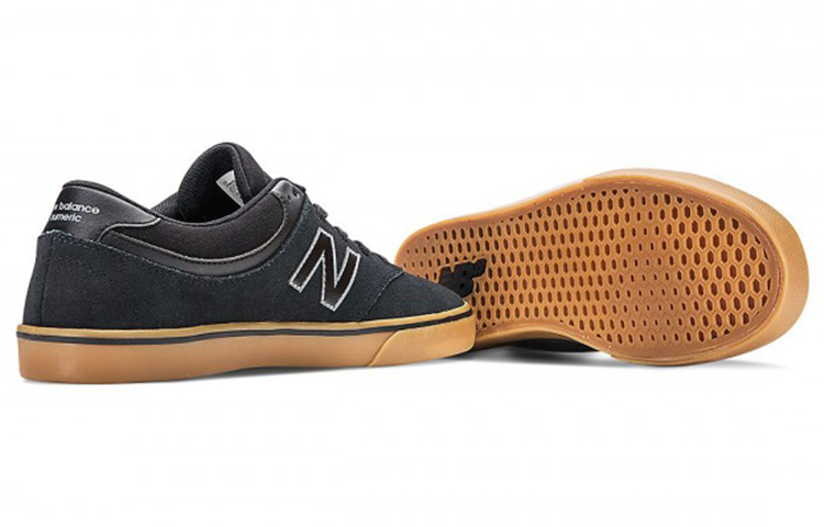 Shop 뉴발란스 퀸시 254 통기경량 블랙 (New Balance Quincy 254 Breathable Lightweight Black -  63 characters) NM254BGM