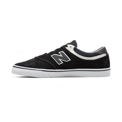 NB Quincy 254 'Carbon Black'