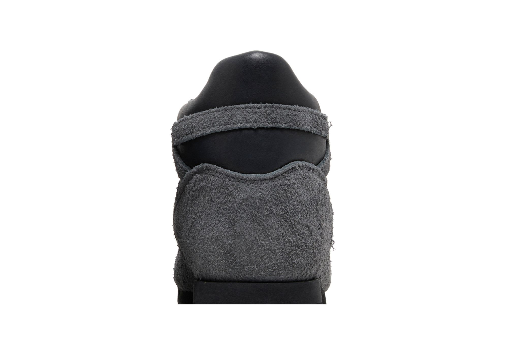 Sizing New Balance Rainier ''Noir Aimant'' URAINECB