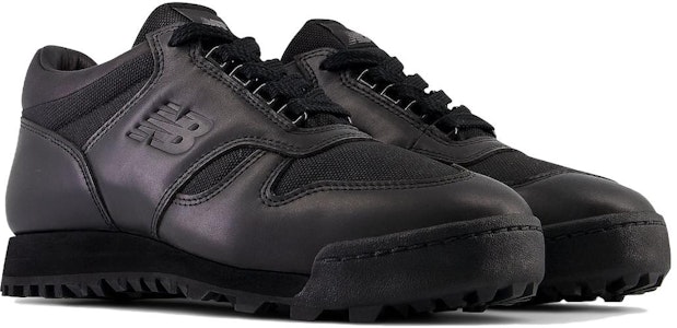 New Balance Rainier Low 'Negro' UALGSBBB Lookbook New Balance Rainier Low 'Negro' UALGSBBB