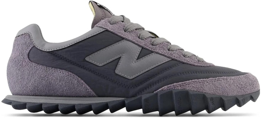 New Balance RC30 'Blacktop Magnet' Hitam Magnet URC30EG Order New Balance RC30 'Blacktop Magnet' Hitam Magnet URC30EG