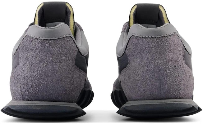 New Balance RC30 'Blacktop Magnet' Hitam Magnet URC30EG Purchase New Balance RC30 'Blacktop Magnet' Hitam Magnet URC30EG