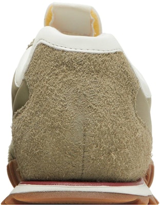 New Balance RC30 'Zaitun' URC30BB Sizing New Balance RC30 'Zaitun' URC30BB