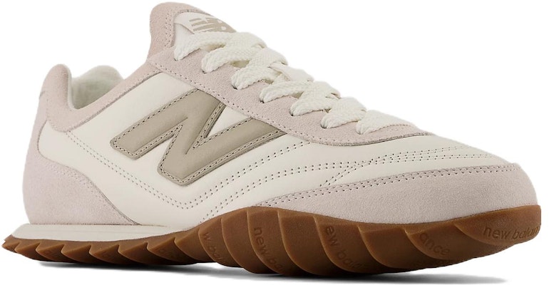 New Balance RC30 'Garam Laut Aluminium' URC30MA Lookbook New Balance RC30 'Garam Laut Aluminium' URC30MA