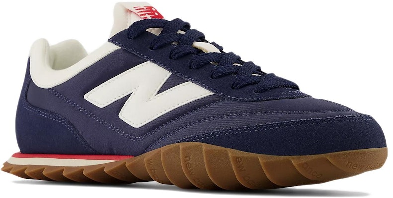 New Balance RC30 'Biru Putih' URC30VB Lookbook New Balance RC30 'Biru Putih' URC30VB