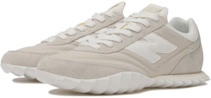 뉴발란스 RC30 'Timberwolf Moonbeam' URC30ET URC30ET Lookbook 뉴발란스 RC30 'Timberwolf Moonbeam' URC30ET URC30ET