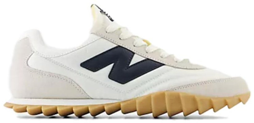 New Balance RC30 'Putih Biru' URC30FB Order New Balance RC30 'Putih Biru' URC30FB