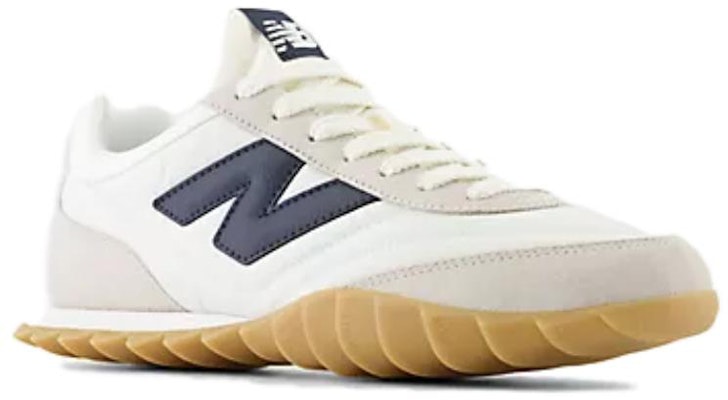 New Balance RC30 'Putih Biru' URC30FB Lookbook New Balance RC30 'Putih Biru' URC30FB