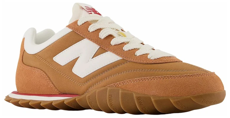 New Balance RC30 鞋 '棕白' URC30AE Lookbook New Balance RC30 鞋 '棕白' URC30AE
