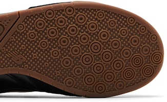 뉴발란스 RC42 '블랙 화이트' (41 characters) URC42LB Purchase 뉴발란스 RC42 '블랙 화이트' (41 characters) URC42LB