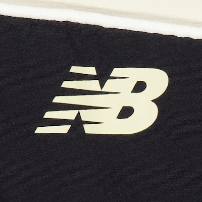 New Balance Retro Colorblock Jaket Track Resleting Hitam NAE32052-BK Purchase New Balance Retro Colorblock Jaket Track Resleting Hitam NAE32052-BK