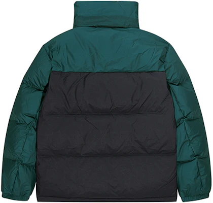 New Balance 可雙面穿撞色拼接羽絨外套 男女款 黑/綠 NP943043-GRN Lookbook New Balance 可雙面穿撞色拼接羽絨外套 男女款 黑/綠 NP943043-GRN