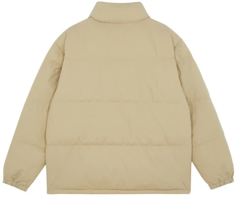 New Balance 可翻转保暖羽绒外套 米色. AMJ14306-BEI Lookbook New Balance 可翻转保暖羽绒外套 米色. AMJ14306-BEI