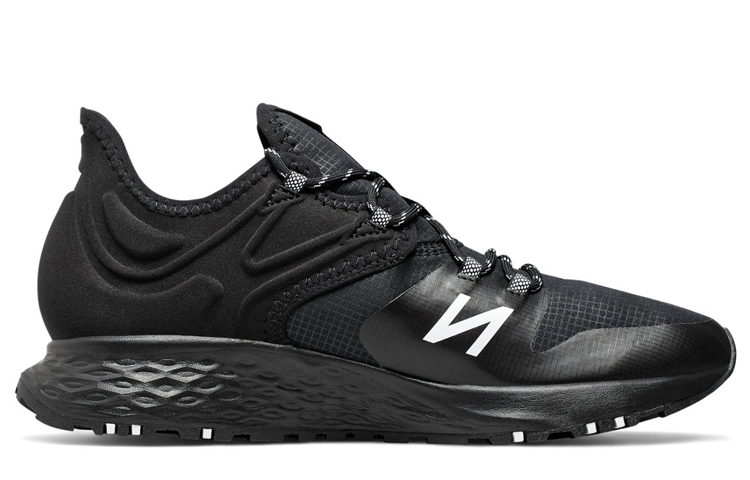 Order New Balance Roav Trail D-Wide ''Nero'' MTROVLK