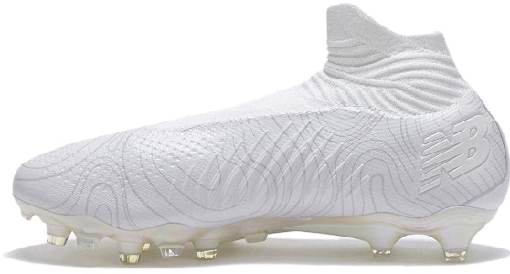 New Balance 舒適輕量 減震耐磨 足球鞋 男款 白色 Buy New Balance 舒適輕量 減震耐磨 足球鞋 男款 白色