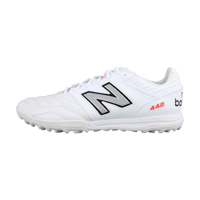 NB Soccer Cleats 'CMFT Run Cushioned Durable'