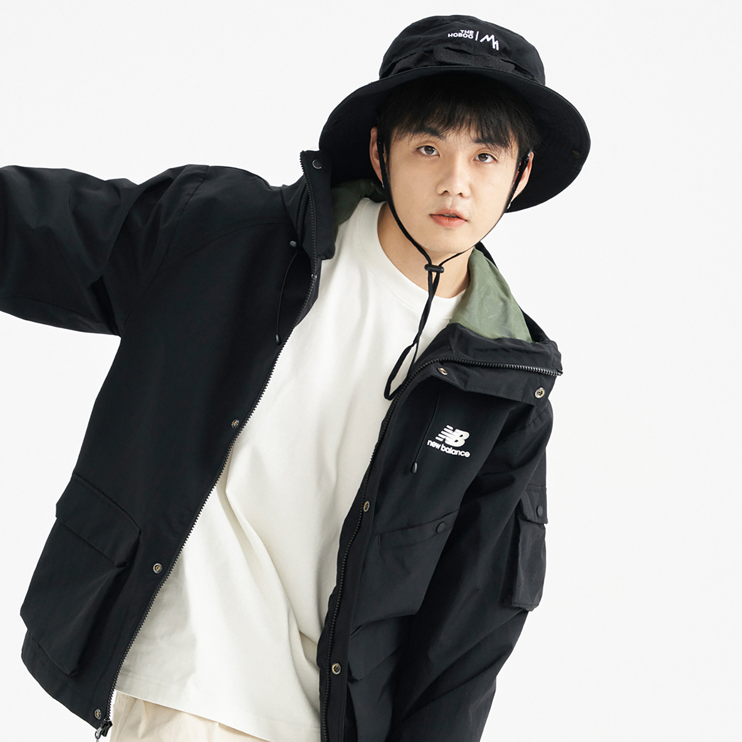 New Balance Solid Color Woven Hoodie Jacket Unisex Black. AMJ31320-BK 圖 8