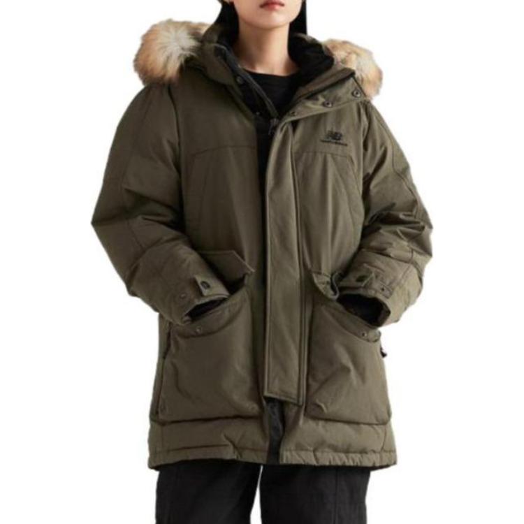Lookbook New Balance Solid Logo Hooded Long Down Coat Unisex Olive Green. NPC42963-GOV