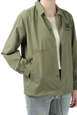 New Balance Jaket Track Unisex Hijau dengan Logo Solid Print dan Resleting NAA24013-KH Details for New Balance Jaket Track Unisex Hijau dengan Logo Solid Print dan Resleting NAA24013-KH