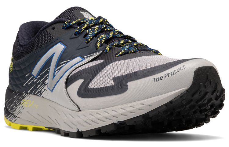 Lookbook New Balance Summit K.O.M. ''Nuage de Pluie Éclipse'' MTSKOMGN