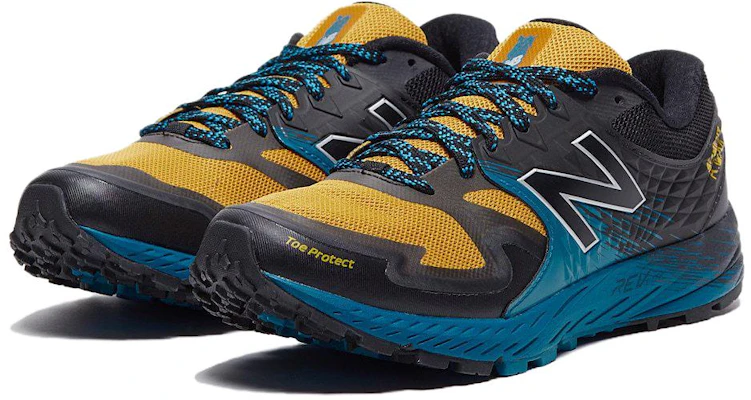 New Balance Summit K.O.M. 藍黃黑 Lookbook New Balance Summit K.O.M. 藍黃黑