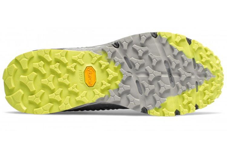 Shop ニューバランス サミット トレイル グレー MTSKOMGO