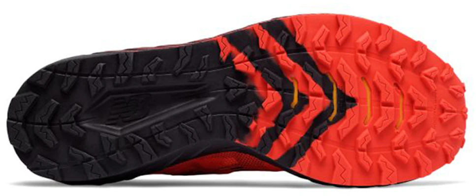 New Balance Summit Trail 耐磨防滑 低筒運動跑步鞋 火焰紅 Shop New Balance Summit Trail 耐磨防滑 低筒運動跑步鞋 火焰紅