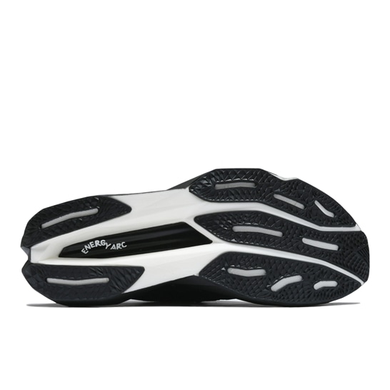 Shop New Balance 超级驱动菁英v4 x 区域视野 '黑色' MRCELDV4-D