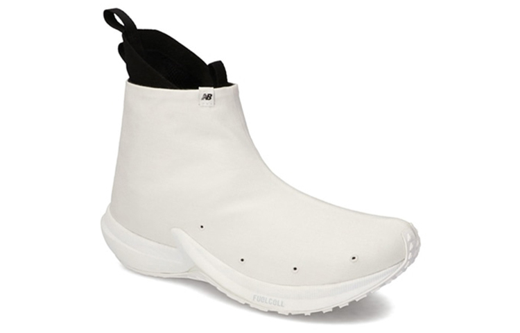 Lookbook ニューバランス FuelCell Speedrift タビスニーカー (ホワイト) MSFC1TD1