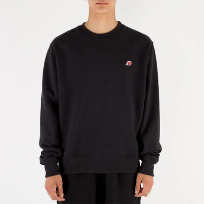 New Balance Teddy Made 男女款黑色標誌休閒運動衛衣 MT21541-BK Lookbook New Balance Teddy Made 男女款黑色標誌休閒運動衛衣 MT21541-BK
