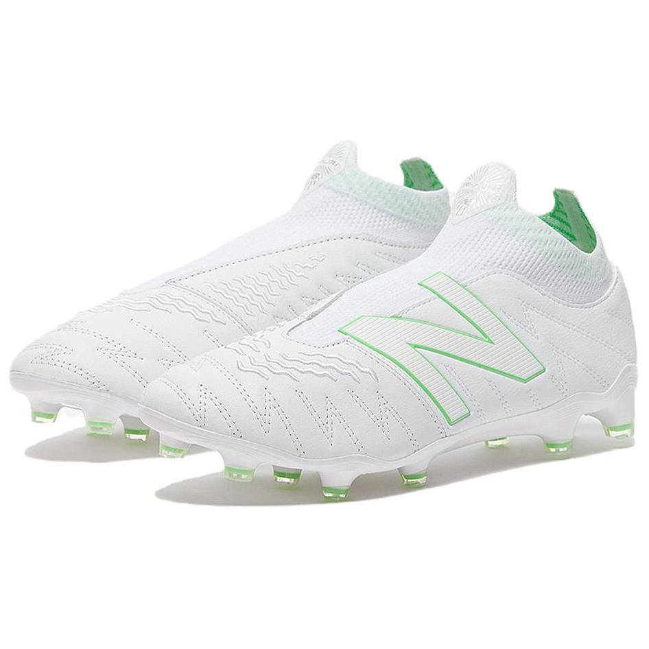 Lookbook New Balance Tekela V3+ Pro 皮革 FG TRI-AURA 減震防滑 足球鞋 男款 白綠