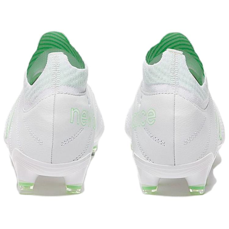 Shop New Balance Tekela V3+ Pro 皮革 FG TRI-AURA 減震防滑 足球鞋 男款 白綠
