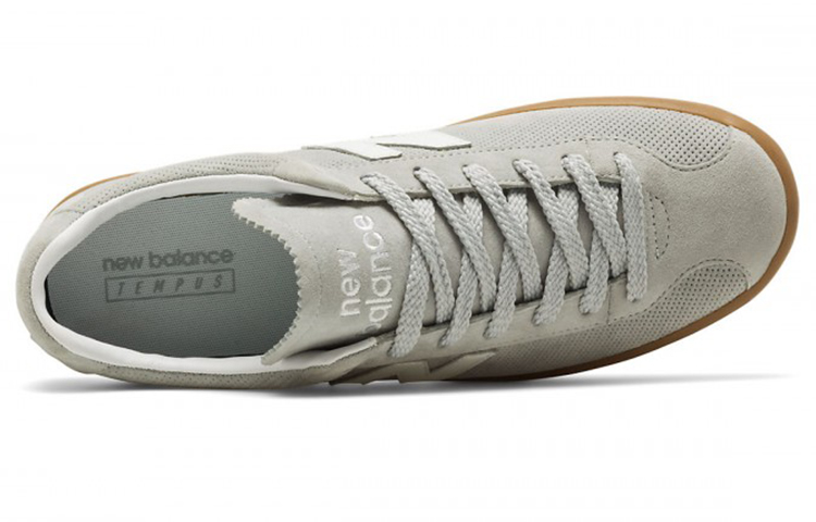 Lookbook New Balance Tempus 透氣輕便 復古百搭休閒板鞋 灰色