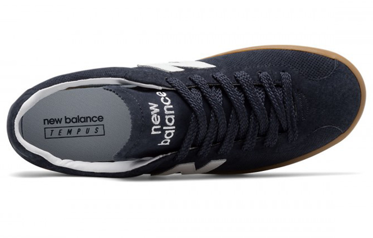 Lookbook New Balance Tempus 輕便透氣休閒板鞋 深藍色