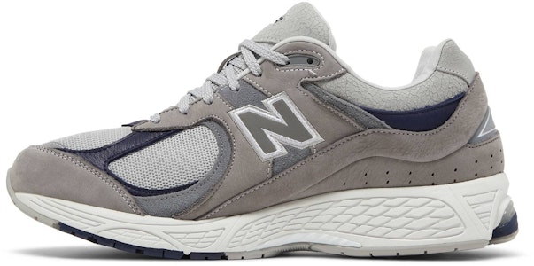 New Balance thisisneverthat x 2002R '2022 都市跑' M2002RTH Lookbook New Balance thisisneverthat x 2002R '2022 都市跑' M2002RTH