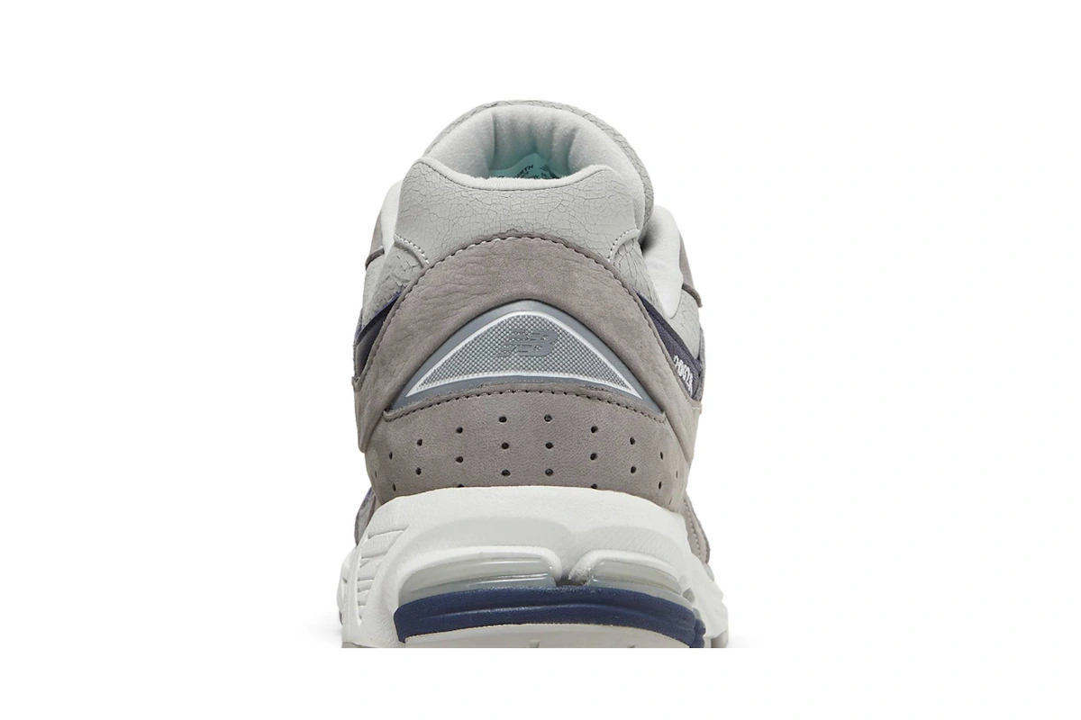 New Balance thisisneverthat x 2002R 'The 2022 Downtown Run' M2002RTH