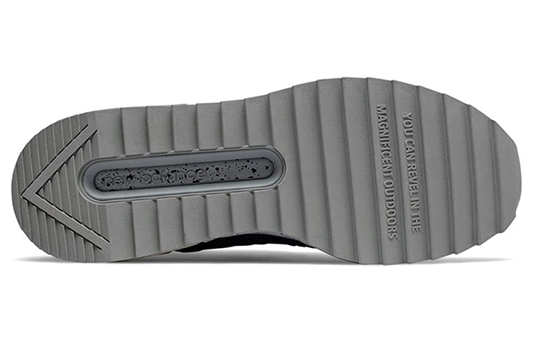 Shop ニューバランス トレイルバスター ダークブルー/カーキ TBATNO