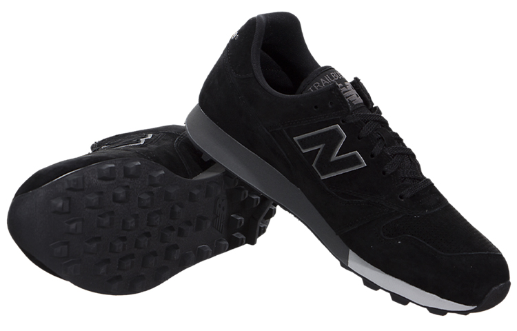 Shop New Balance Trailbuster 舒適透氣 低筒休閒跑步鞋 黑色