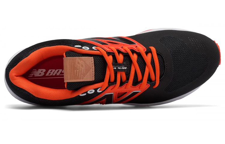 Lookbook New Balance Turf 3000 v3 輕便復古低筒跑步鞋 黑橙色