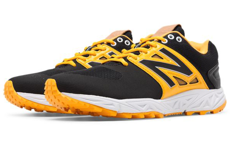 Lookbook New Balance Turf 3000 v3 防滑耐磨訓練鞋 黑黃色