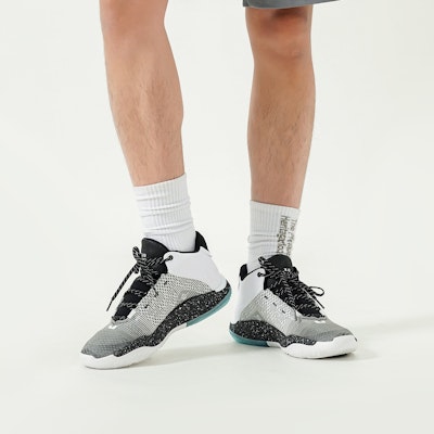 New Balance 两代 WXY V2 '黑色白色斑点' BB2WYBW2 Sizing New Balance 两代 WXY V2 '黑色白色斑点' BB2WYBW2