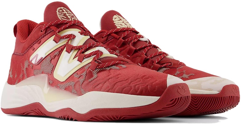 New Balance Two WXY V3 'Merah Kardinal' BB2WYTA3 Lookbook New Balance Two WXY V3 'Merah Kardinal' BB2WYTA3