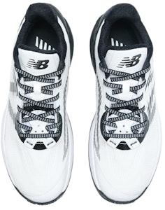 뉴발란스 투 Wxy v5 '화이트 블랙' BB2WYWB5-2E BB2WYWB5-2E Lookbook 뉴발란스 투 Wxy v5 '화이트 블랙' BB2WYWB5-2E BB2WYWB5-2E