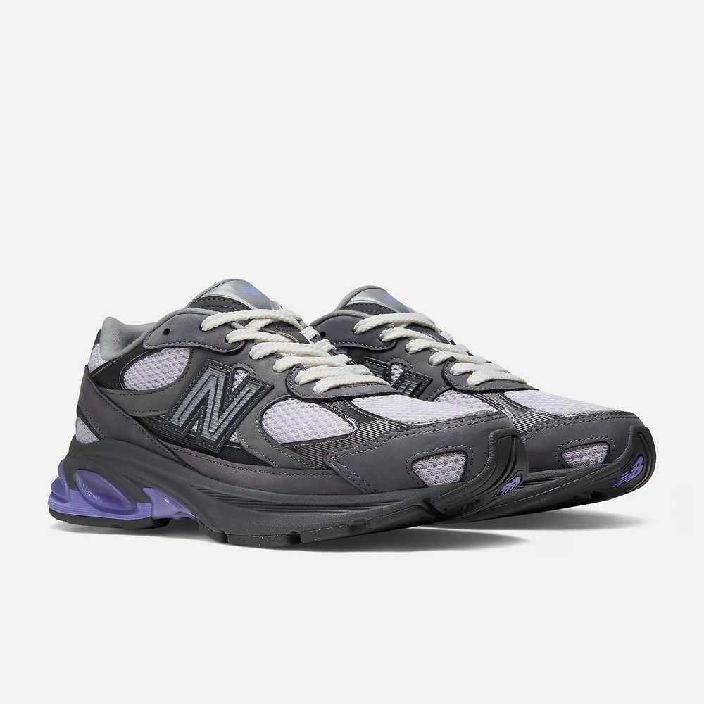 Shop New Balance U2010V1 休閒鞋 U20106KC-D