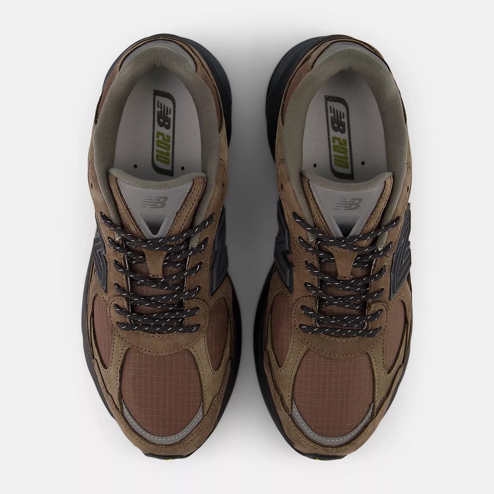 Shop New Balance U2010V1 休閒鞋 U20106WB-D