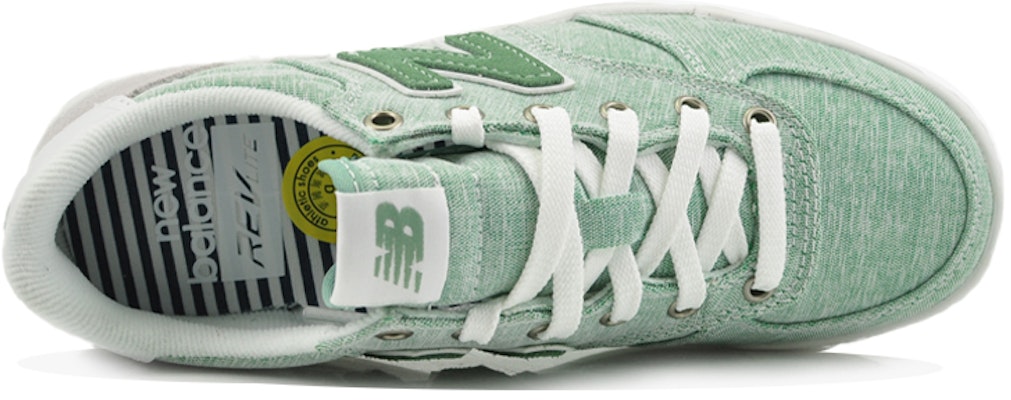 뉴발란스 300 캔버스 로우탑 그린/그레이 CRT300FM Lookbook 뉴발란스 300 캔버스 로우탑 그린/그레이 CRT300FM