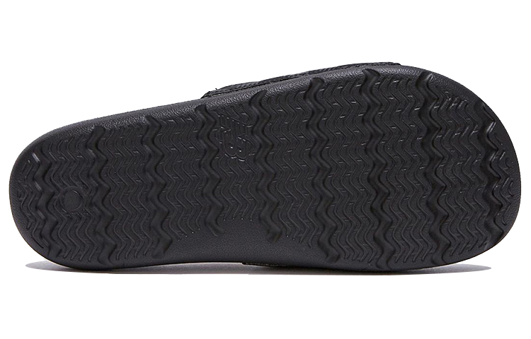 Shop New Balance Unisex 6301 Serie Sandalen Schwarz SD6301PTB
