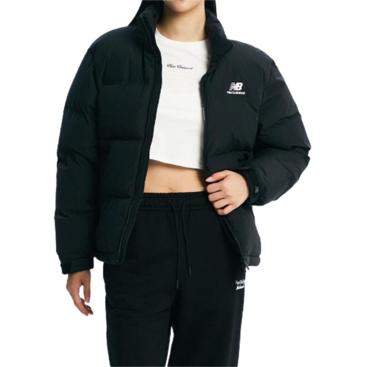 Sizing ニューバランス ユニセックス グースダウンジャケット ブラック ロゴプリント入り. NBNPD42913-19