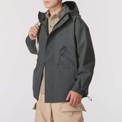 New Balance Jaket Training Unisex Berbahan Breathable Warna Charcoal Black AMJ43302-ACK 4